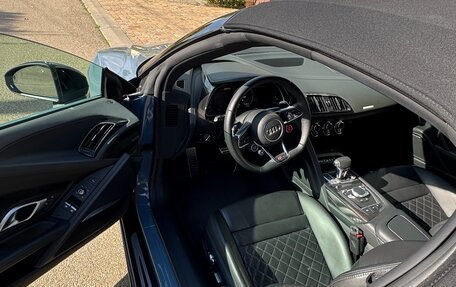 Audi R8, 2019 год, 19 500 000 рублей, 7 фотография