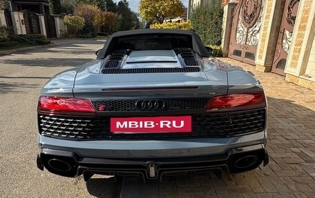 Audi R8, 2019 год, 19 500 000 рублей, 5 фотография