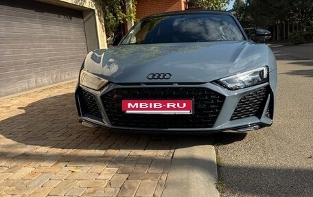 Audi R8, 2019 год, 19 500 000 рублей, 2 фотография