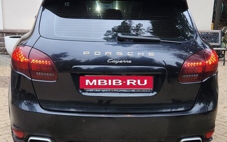 Porsche Cayenne III, 2013 год, 1 990 000 рублей, 2 фотография