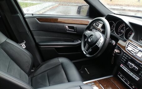 Mercedes-Benz E-Класс, 2015 год, 2 530 000 рублей, 10 фотография
