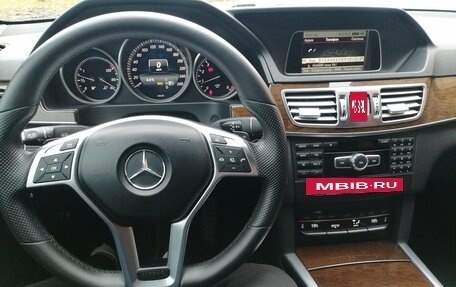 Mercedes-Benz E-Класс, 2015 год, 2 530 000 рублей, 9 фотография