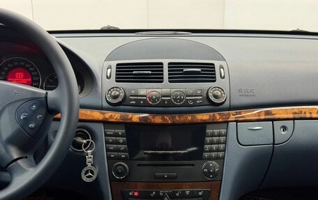 Mercedes-Benz E-Класс, 2005 год, 925 000 рублей, 12 фотография