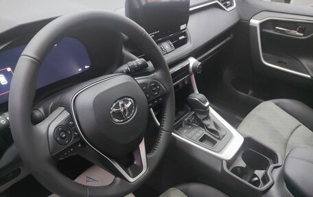 Toyota RAV4, 2025 год, 4 490 000 рублей, 11 фотография