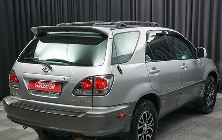 Lexus RX IV рестайлинг, 2002 год, 999 000 рублей, 4 фотография