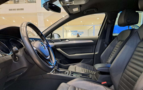 Volkswagen Passat B8 рестайлинг, 2018 год, 2 386 000 рублей, 16 фотография