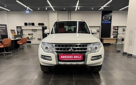 Mitsubishi Pajero IV, 2017 год, 3 249 000 рублей, 2 фотография