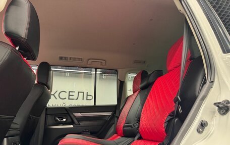 Mitsubishi Pajero IV, 2017 год, 3 249 000 рублей, 10 фотография