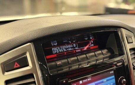 Mitsubishi Pajero IV, 2017 год, 3 249 000 рублей, 16 фотография