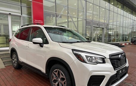 Subaru Forester, 2020 год, 2 290 000 рублей, 3 фотография