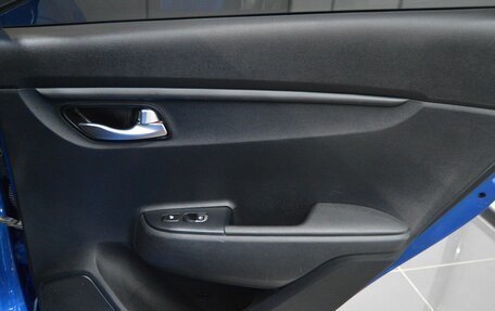 KIA Rio IV, 2019 год, 1 000 000 рублей, 32 фотография