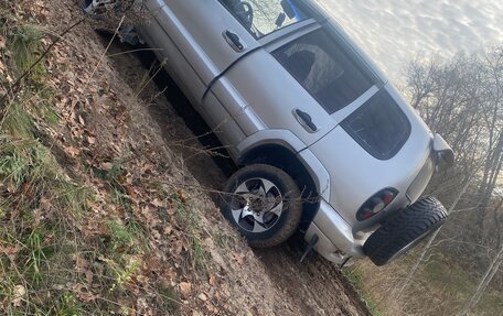 Chevrolet Niva I рестайлинг, 2004 год, 260 000 рублей, 5 фотография