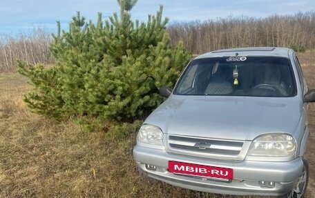 Chevrolet Niva I рестайлинг, 2004 год, 260 000 рублей, 2 фотография