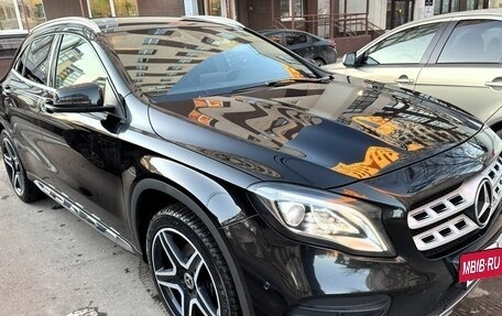 Mercedes-Benz GLA, 2017 год, 2 400 000 рублей, 3 фотография