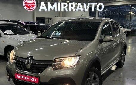 Renault Logan II, 2013 год, 999 000 рублей, 1 фотография