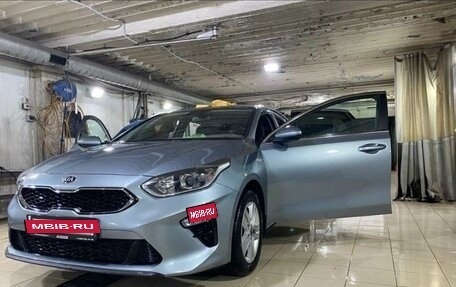 KIA cee'd III, 2019 год, 1 600 000 рублей, 2 фотография