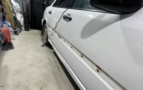 Mercedes-Benz C-Класс, 1994 год, 175 000 рублей, 5 фотография