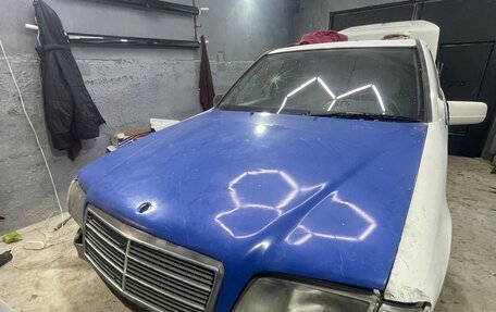 Mercedes-Benz C-Класс, 1994 год, 175 000 рублей, 8 фотография