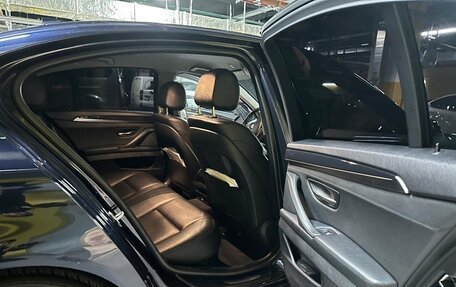 BMW 5 серия, 2015 год, 1 950 000 рублей, 12 фотография