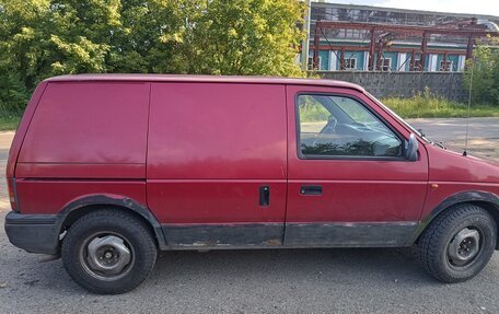 Chrysler Voyager II, 1995 год, 215 000 рублей, 4 фотография