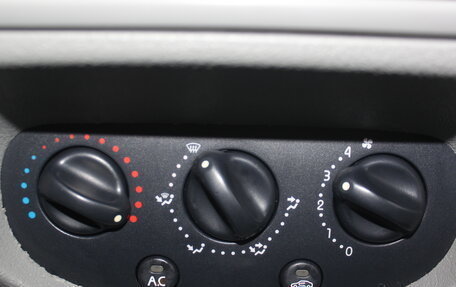 Renault Symbol I, 2005 год, 357 000 рублей, 20 фотография