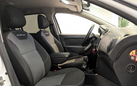 Renault Sandero II рестайлинг, 2021 год, 1 410 000 рублей, 23 фотография