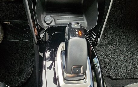 Peugeot 2008 II, 2022 год, 2 300 000 рублей, 9 фотография