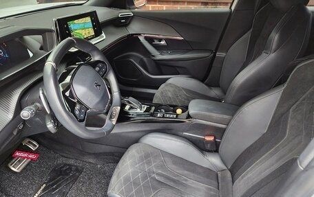 Peugeot 2008 II, 2022 год, 2 300 000 рублей, 6 фотография