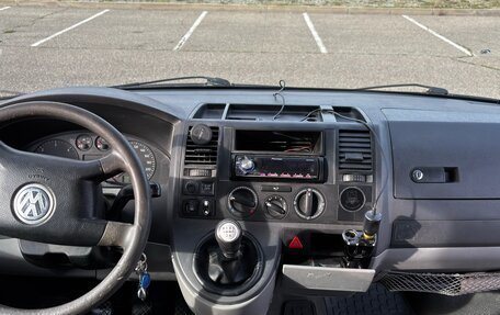 Volkswagen Transporter T5 рестайлинг, 2006 год, 1 150 000 рублей, 10 фотография