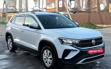 Volkswagen Taos, 2021 год, 2 290 000 рублей, 2 фотография