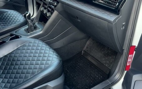 Volkswagen Taos, 2021 год, 2 290 000 рублей, 4 фотография