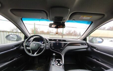 Toyota Camry, 2020 год, 2 750 000 рублей, 8 фотография