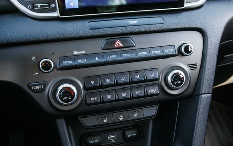 KIA Sportage IV рестайлинг, 2018 год, 2 249 000 рублей, 23 фотография