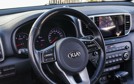 KIA Sportage IV рестайлинг, 2018 год, 2 249 000 рублей, 17 фотография