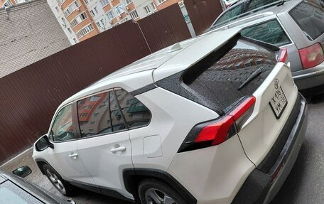 Toyota RAV4, 2020 год, 3 300 000 рублей, 5 фотография