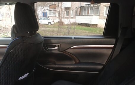 Toyota Highlander III, 2014 год, 2 850 000 рублей, 9 фотография