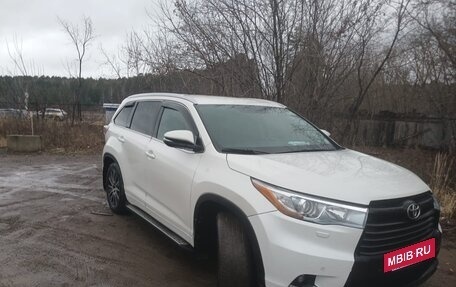 Toyota Highlander III, 2014 год, 2 850 000 рублей, 2 фотография