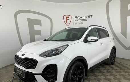 KIA Sportage IV рестайлинг, 2021 год, 2 410 000 рублей, 1 фотография