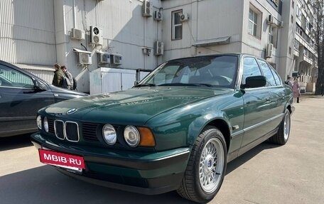 BMW 5 серия, 1992 год, 640 000 рублей, 1 фотография