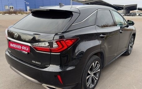 Lexus RX IV рестайлинг, 2018 год, 5 100 000 рублей, 3 фотография