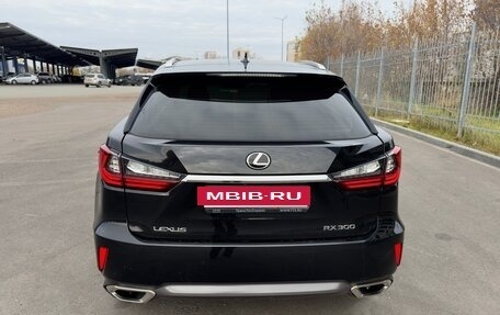 Lexus RX IV рестайлинг, 2018 год, 5 100 000 рублей, 5 фотография