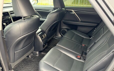 Lexus RX IV рестайлинг, 2018 год, 5 100 000 рублей, 15 фотография