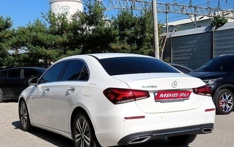 Mercedes-Benz A-Класс, 2022 год, 2 700 000 рублей, 3 фотография