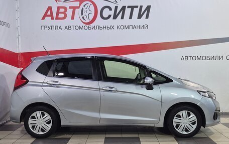 Honda Fit III, 2019 год, 1 298 000 рублей, 8 фотография