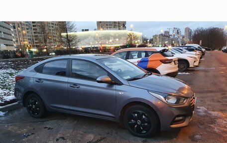 Hyundai Solaris II рестайлинг, 2017 год, 930 000 рублей, 2 фотография