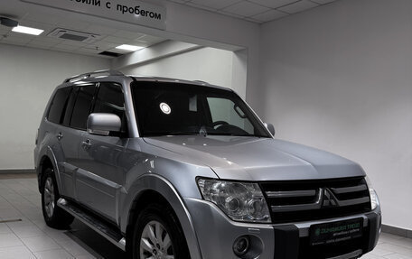 Mitsubishi Pajero IV, 2011 год, 1 600 000 рублей, 3 фотография