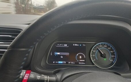 Nissan Leaf II, 2017 год, 1 900 000 рублей, 8 фотография