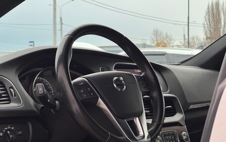 Volvo V40 Cross Country I, 2017 год, 1 660 000 рублей, 9 фотография