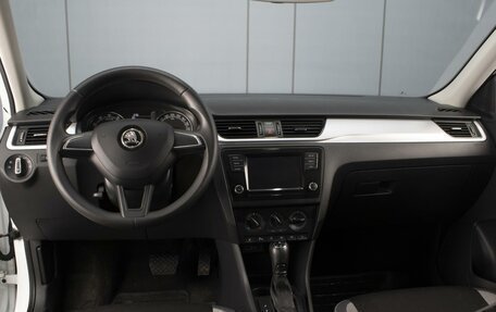 Skoda Rapid I, 2019 год, 1 200 000 рублей, 5 фотография