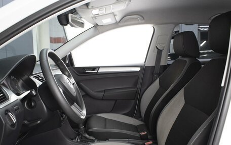 Skoda Rapid I, 2019 год, 1 200 000 рублей, 8 фотография